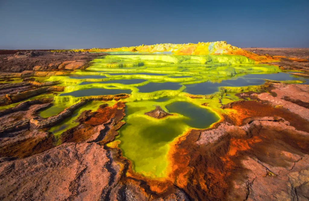 Colourful-Dalol-volcano-in-the-ethiopian-danakil-desert-scaled (3) (1)